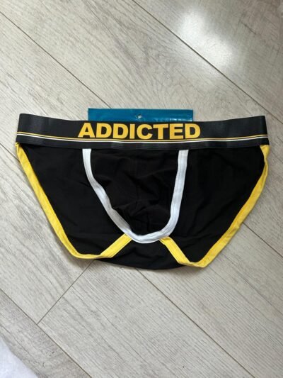 Addicted briefs